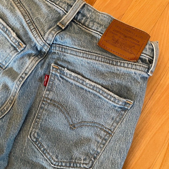 Levi’s 70s High Flare Jeans - Picture 3 of 4